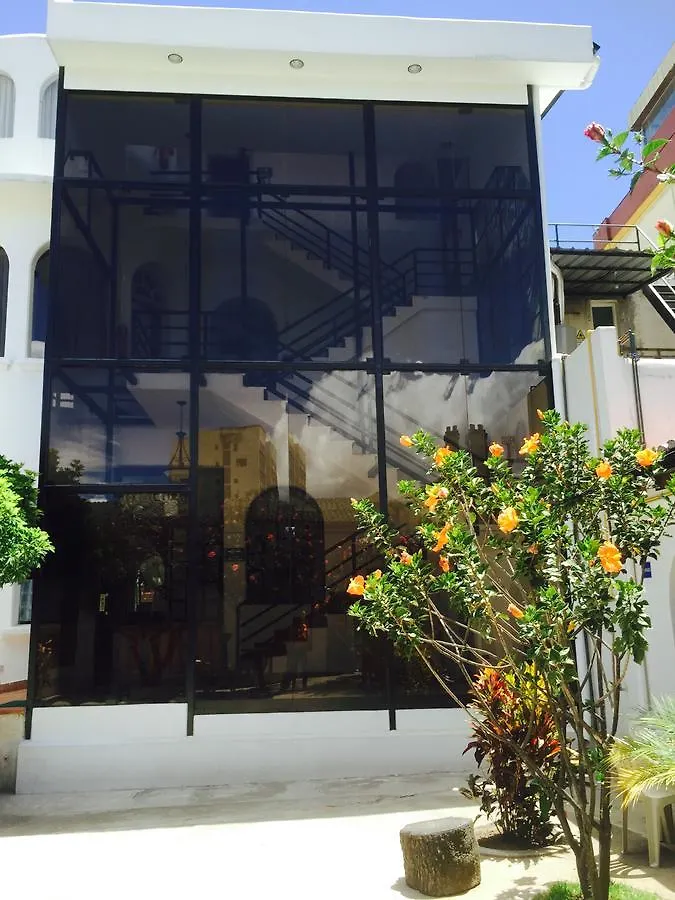 ***  La Coupole Hotel Quito Ecuador